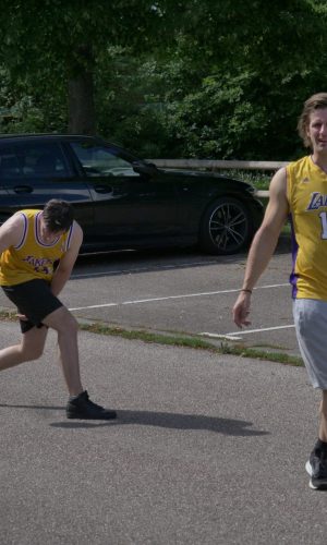 Behind the scenes 16